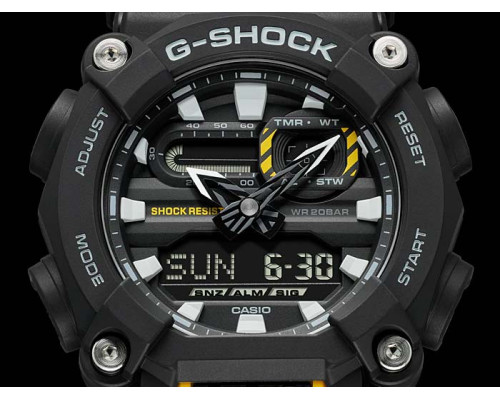 Часы Casio G-Shock GA-900-1ADR