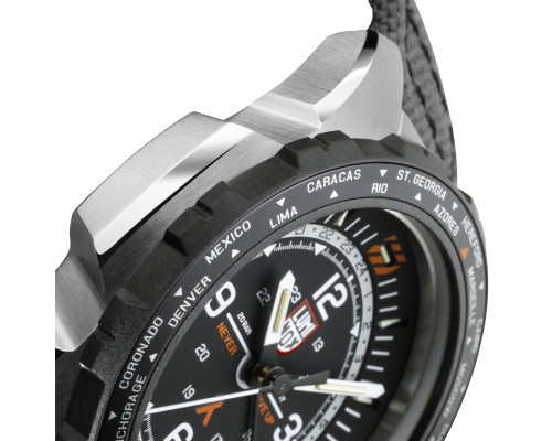 Часы Luminox XB.3761